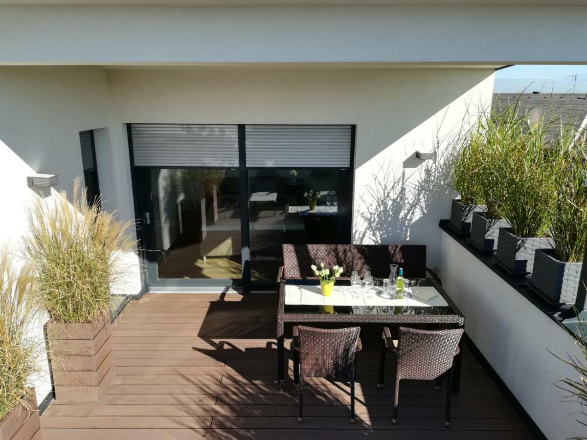 Penthouse Griemann 2 Fuer Max 4 Personen Mit Eigener Grosser Dachterrasse Zum Relaxen! Illmitz Εξωτερικό φωτογραφία